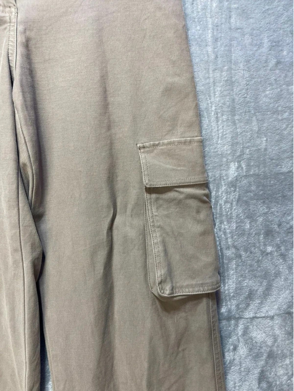 Wilfred Free Aritzia High Waisted Wide Leg Cargo Pants Tan Beige Stretch 4 - Picture 4 of 9